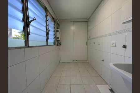 Apartamento à venda com 79m², 2 quartos e 1 vaga Apartamento à venda com 79m², 2 quartos e 1 vagaÁrea de Serviço