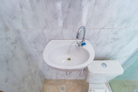 Casa de condomínio para alugar com 40m², 1 quarto e sem vaga Casa de condomínio para alugar com 40m², 1 quarto e sem vagaBanheiro