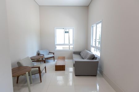 Apartamento à venda com 131m², 3 quartos e 3 vagas Apartamento à venda com 131m², 3 quartos e 3 vagasÁrea comum - Salão de festas