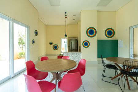 Apartamento à venda com 131m², 3 quartos e 3 vagas Apartamento à venda com 131m², 3 quartos e 3 vagasÁrea comum