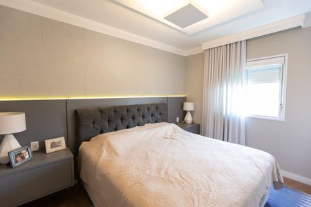 Apartamento à venda com 131m², 3 quartos e 3 vagas Apartamento à venda com 131m², 3 quartos e 3 vagasSuíte 2