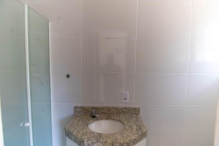 Casa de condomínio à venda com 67m², 2 quartos e 2 vagasBanheiro da Suíte 2