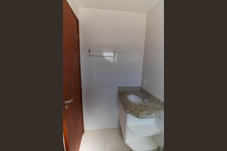 Casa de condomínio à venda com 67m², 2 quartos e 2 vagasBanheiro da Suíte 1