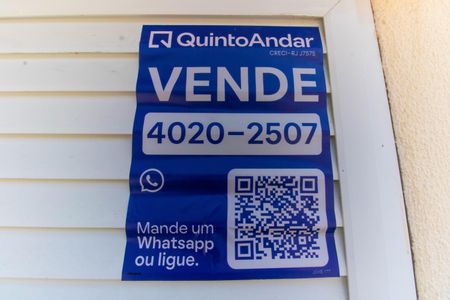 Casa de condomínio à venda com 67m², 2 quartos e 2 vagasPlaquinha