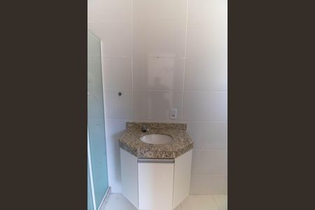 Casa de condomínio à venda com 67m², 2 quartos e 2 vagasBanheiro da Suíte 2