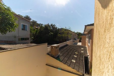 Casa de condomínio à venda com 67m², 2 quartos e 2 vagasVista da Suíte 2