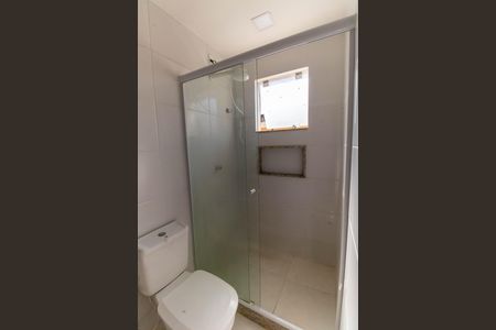 Casa de condomínio à venda com 67m², 2 quartos e 2 vagasBanheiro da Suíte 1