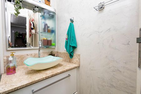 Apartamento à venda com 28m², 1 quarto e sem vaga Apartamento à venda com 28m², 1 quarto e sem vagaBanheiro Social