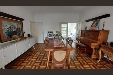 Casa à venda com 3 quartos, 228m² em Granja Julieta, São Paulo