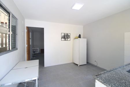 Cozinha de casa para alugar com 1 quarto, 40m² em Planalto Paulista, São Paulo