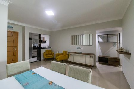 Sala de apartamento para alugar com 3 quartos, 120m² em Aviação, Praia Grande