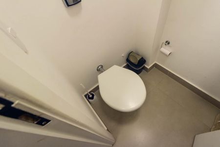 Apartamento para alugar com 110m², 2 quartos e 2 vagas Apartamento para alugar com 110m², 2 quartos e 2 vagasBanheiro de Serviço