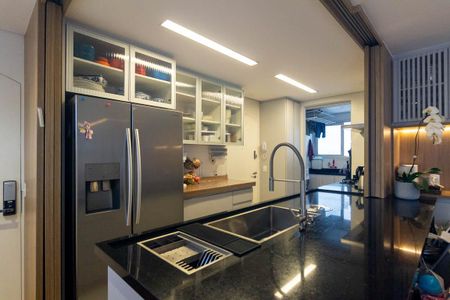 Apartamento para alugar com 110m², 2 quartos e 2 vagas Apartamento para alugar com 110m², 2 quartos e 2 vagasCozinha