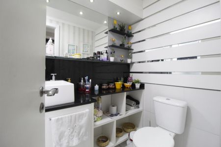 Apartamento à venda com 86m², 3 quartos e 2 vagasBanheiro Social