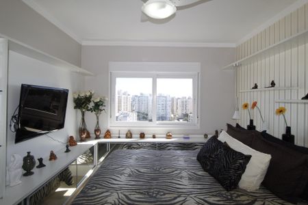 Apartamento à venda com 86m², 3 quartos e 2 vagasSuíte 