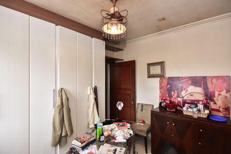 Apartamento à venda com 273m², 4 quartos e 4 vagasQuarto 2