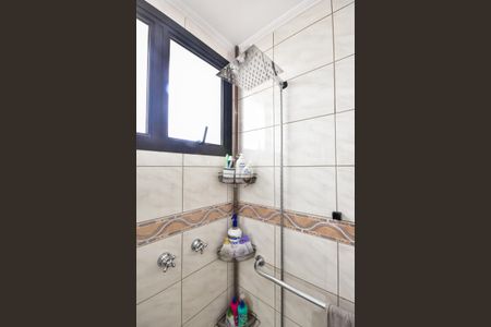 Apartamento à venda com 273m², 4 quartos e 4 vagasBanheiro da Suíte 2