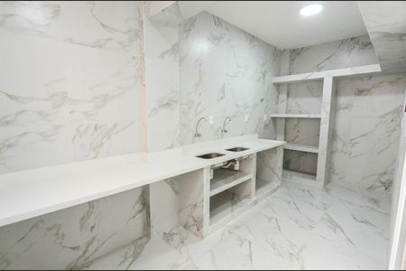 Apartamento à venda com 179m², 4 quartos e 1 vagaCozinha