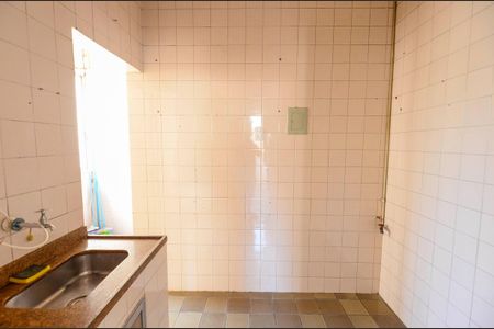 Apartamento à venda com 74m², 2 quartos e sem vagaCozinha
