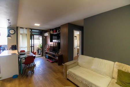 Sala de apartamento à venda com 2 quartos, 75m² em Icaraí, Niterói