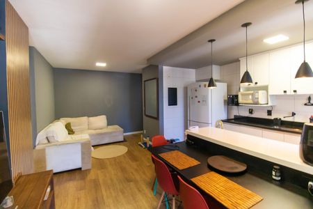 Apartamento à venda com 75m², 2 quartos e 2 vagas Apartamento à venda com 75m², 2 quartos e 2 vagasSala