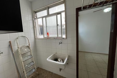 Apartamento à venda com 95m², 2 quartos e 1 vaga Apartamento à venda com 95m², 2 quartos e 1 vagaÁrea de Serviço