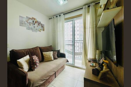 Sala de apartamento à venda com 3 quartos, 60m² em Cocaia, Guarulhos
