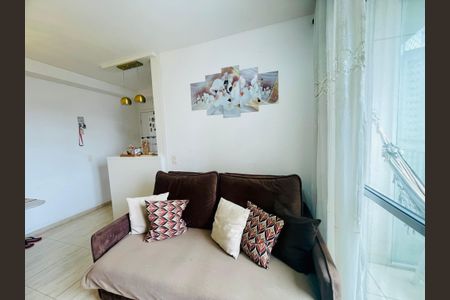 Sala de apartamento à venda com 3 quartos, 60m² em Cocaia, Guarulhos