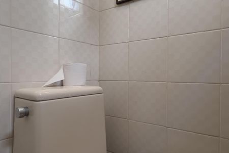 Apartamento à venda com 144m², 3 quartos e 2 vagas Apartamento à venda com 144m², 3 quartos e 2 vagasBanheiro de serviço