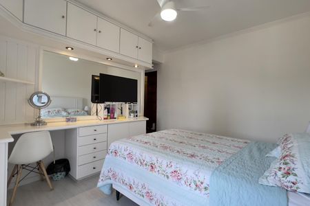 Apartamento à venda com 144m², 3 quartos e 2 vagas Apartamento à venda com 144m², 3 quartos e 2 vagasSuíte
