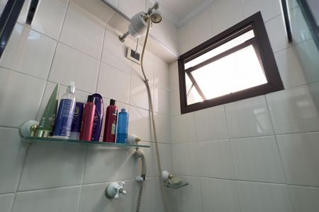 Apartamento à venda com 144m², 3 quartos e 2 vagas Apartamento à venda com 144m², 3 quartos e 2 vagasBanheiro 1