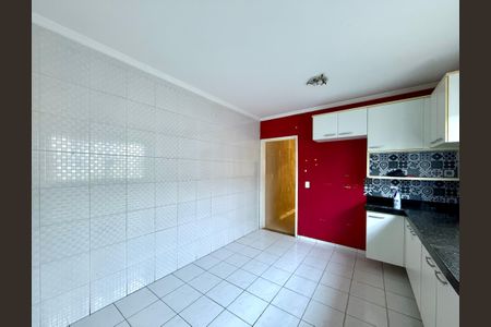 Casa para alugar com 145m², 3 quartos e 2 vagasCozinha