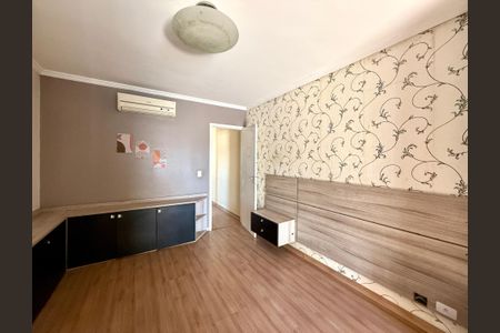 Casa para alugar com 145m², 3 quartos e 2 vagasSuíte