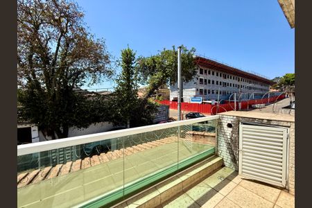 Casa para alugar com 145m², 3 quartos e 2 vagasSacada Suíte