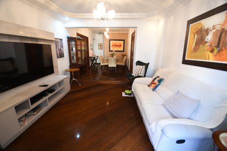 Sala de apartamento à venda com 3 quartos, 145m² em Cambuí, Campinas