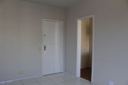 Sala de apartamento para alugar com 1 quarto, 35m² em Pechincha, Rio de Janeiro