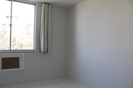 Quarto 1 de apartamento para alugar com 1 quarto, 35m² em Pechincha, Rio de Janeiro