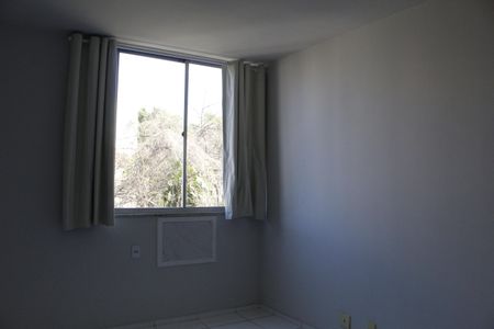 Sala de apartamento para alugar com 1 quarto, 35m² em Pechincha, Rio de Janeiro