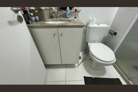 Apartamento para alugar com 70m², 2 quartos e 1 vaga Apartamento para alugar com 70m², 2 quartos e 1 vagaBanheiro quarto 2