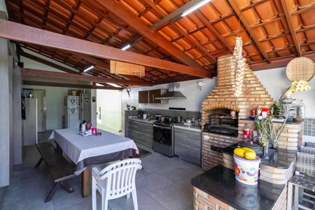 Casa à venda com 340m², 4 quartos e 4 vagasÁrea gourmet