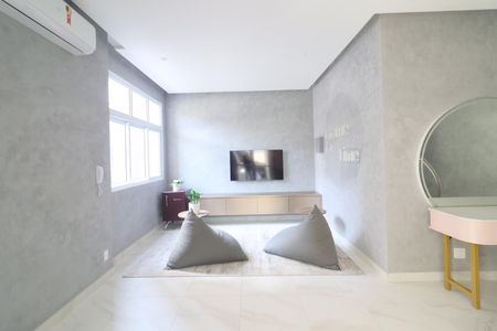 Apartamento à venda com 77m², 3 quartos e 2 vagasÁrea comum - Espaço jovem