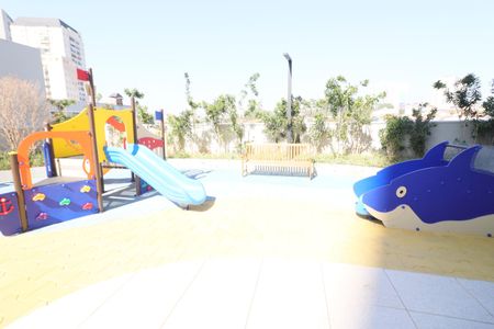 Apartamento à venda com 77m², 3 quartos e 2 vagasÁrea comum - Playground