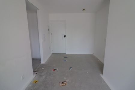 Sala de apartamento à venda com 3 quartos, 77m² em Vila Osasco, Osasco