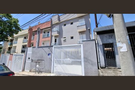 Apartamento à venda com 45m², 2 quartos e 1 vaga Apartamento à venda com 45m², 2 quartos e 1 vagaFachada