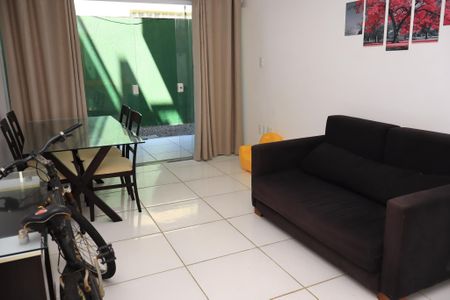 Sala de apartamento para alugar com 1 quarto, 73m² em Praia do Flamengo, Salvador