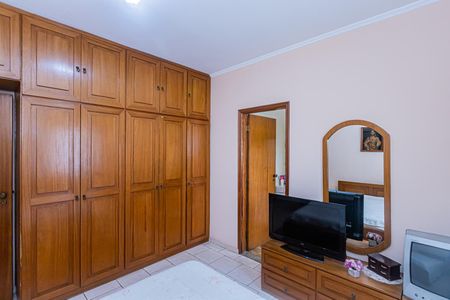 Casa à venda com 330m², 5 quartos e 2 vagasSuite
