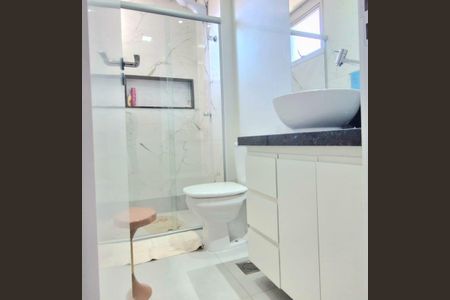 Apartamento à venda com 60m², 2 quartos e 1 vagaBanheiro social