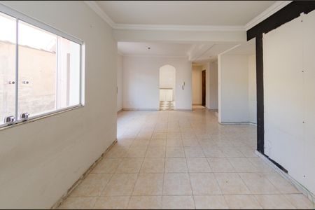 Sala de casa para alugar com 3 quartos, 200m² em Nova Cintra, Belo Horizonte