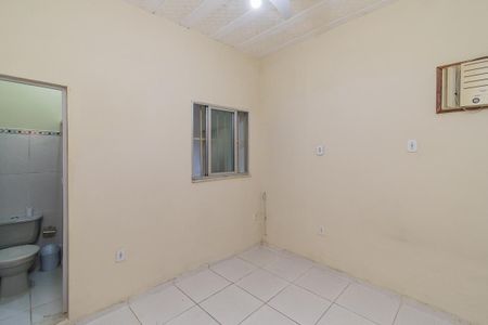 Suíte de casa para alugar com 1 quarto, 60m² em Olaria, Rio de Janeiro