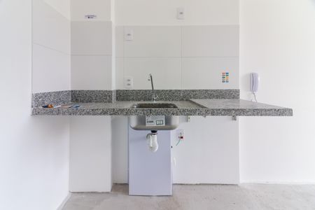 Studio para alugar com 32m², 1 quarto e sem vaga Studio para alugar com 32m², 1 quarto e sem vagaSala e Cozinha